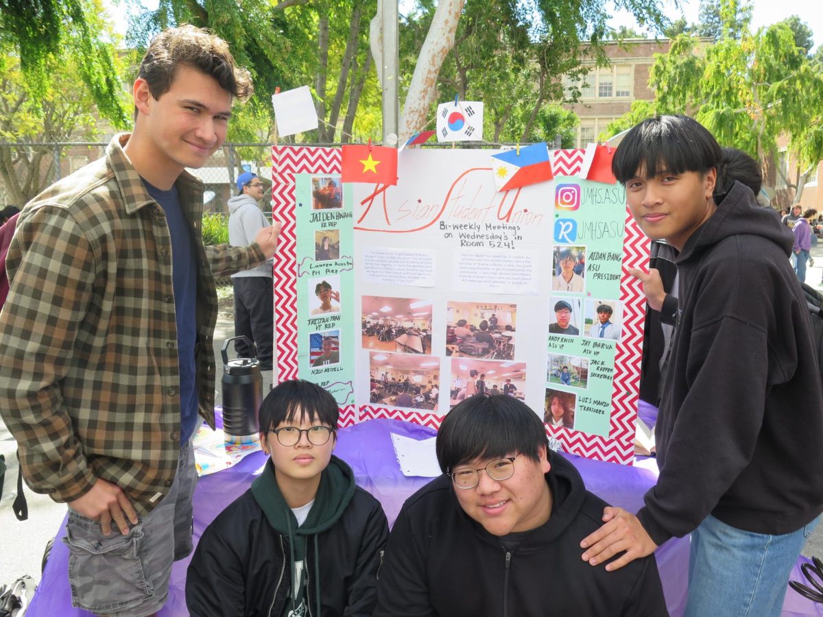 Asian Student Union at Club Rush.
