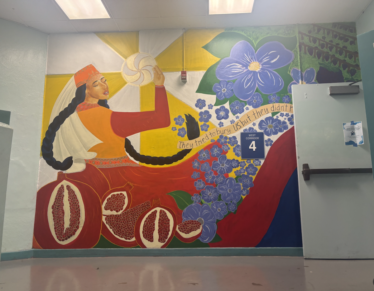 The new mural sponsored by the Mural Club. 